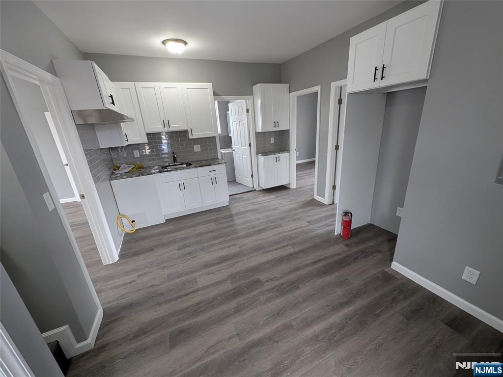 Rental Property at 413 River Dr 2, Garfield, New Jersey - Bedrooms: 3 
Bathrooms: 1 
Rooms: 6  - $2,695 MO.