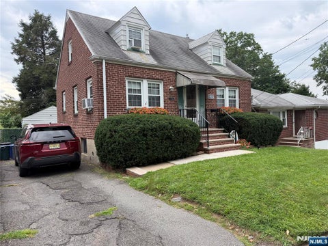 Photo of 72 Fairview Avenue, Bogota, NJ 07603 (MLS # 26034427)