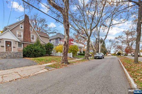Photo of 23 Grand Ave #2nd Floor, Ridgefield Park, NJ 07660 (MLS # 25040814)