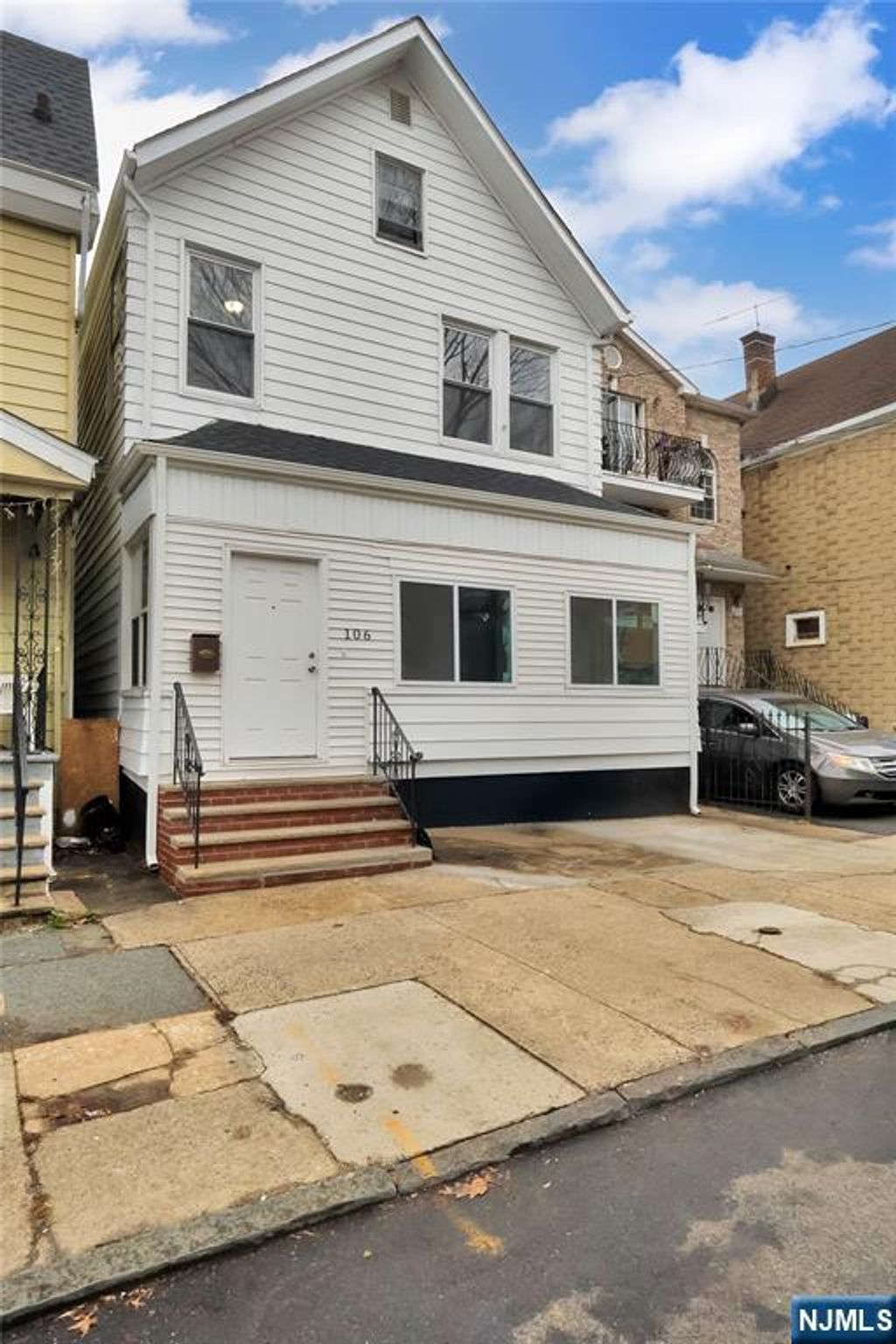 Photo of 106 11th Street, Newark, NJ 07107 (MLS # 26010013)