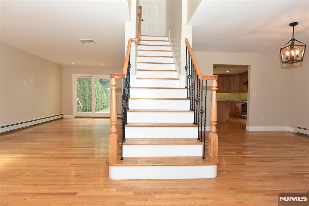 25 Long Avenue