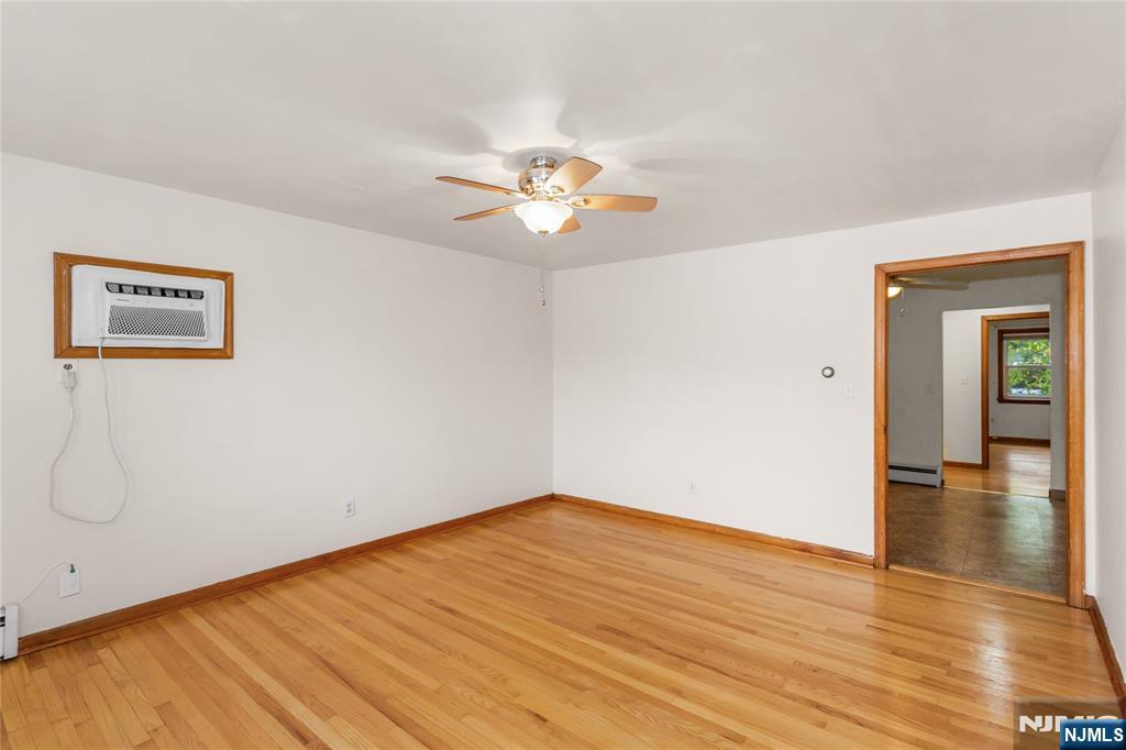 549-551 Laurel Avenue