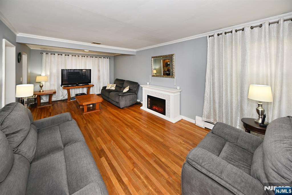 40 Lafayette Avenue