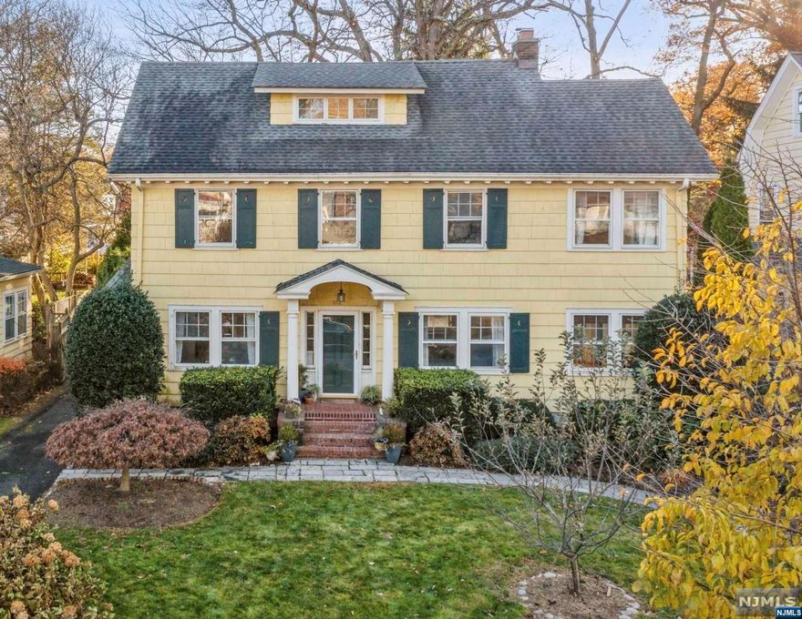 Giddy on Gordonhurst! From the top down: bright, sunny "WOW" updated 3rd floor en suite, 3 great bedrooms on the 2nd floor, including a large secondary suite with Sitting/Sun/Bonus Room. 1st floor has a fabulous newer Kitchen, lovely Living Room, Dining Room with charming transom window & Sun Room with expansive Deck out to Backyard. Beautiful big lot, idyllic neighborhood, conveniently located between hip & vibrant Watchung Plaza with shopping, eateries, & train station, & Brookdale Park with playing fields, walking trails, dog park, play grounds, tennis, & pickleball. Or, head a few blocks north to Uptown for more fun dining & shopping options. Natural gas generator for electric backup, oodles of character, hard wood floors throughout.