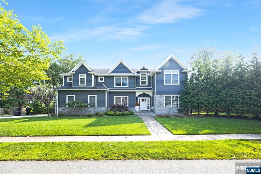 27 Central Avenue