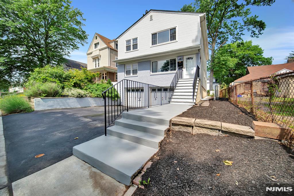 509 Grove Street