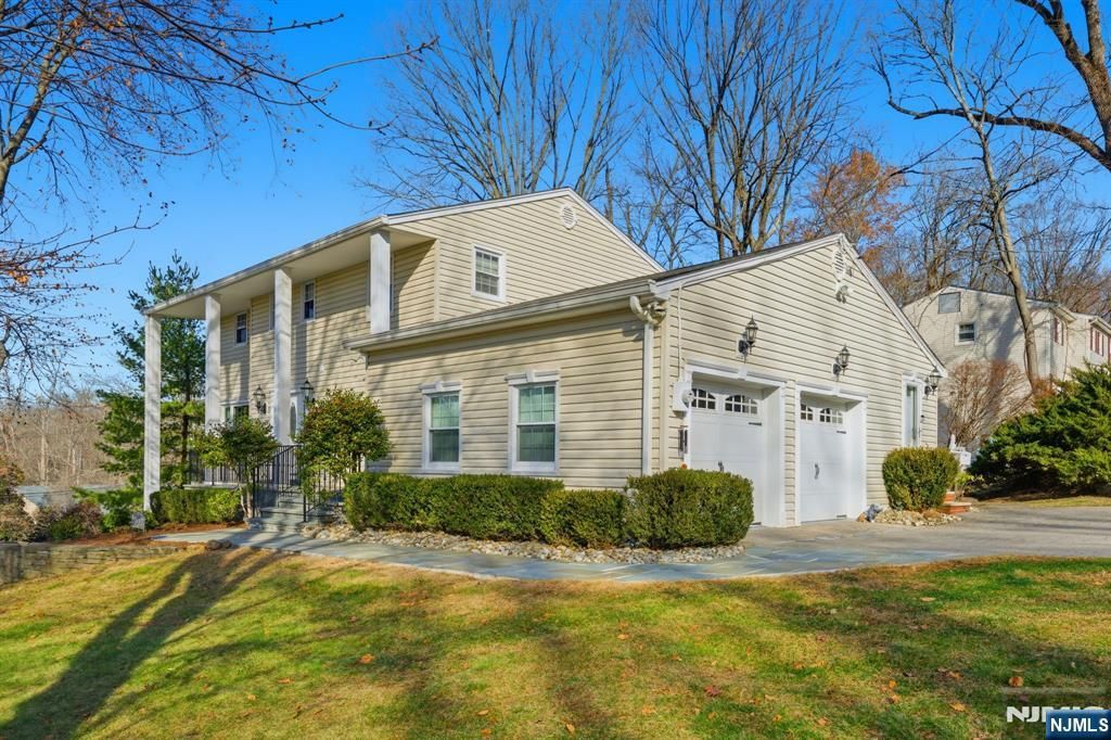 Photo of 119 Herrick Road, Wayne, NJ 07470 (MLS # 26009976)