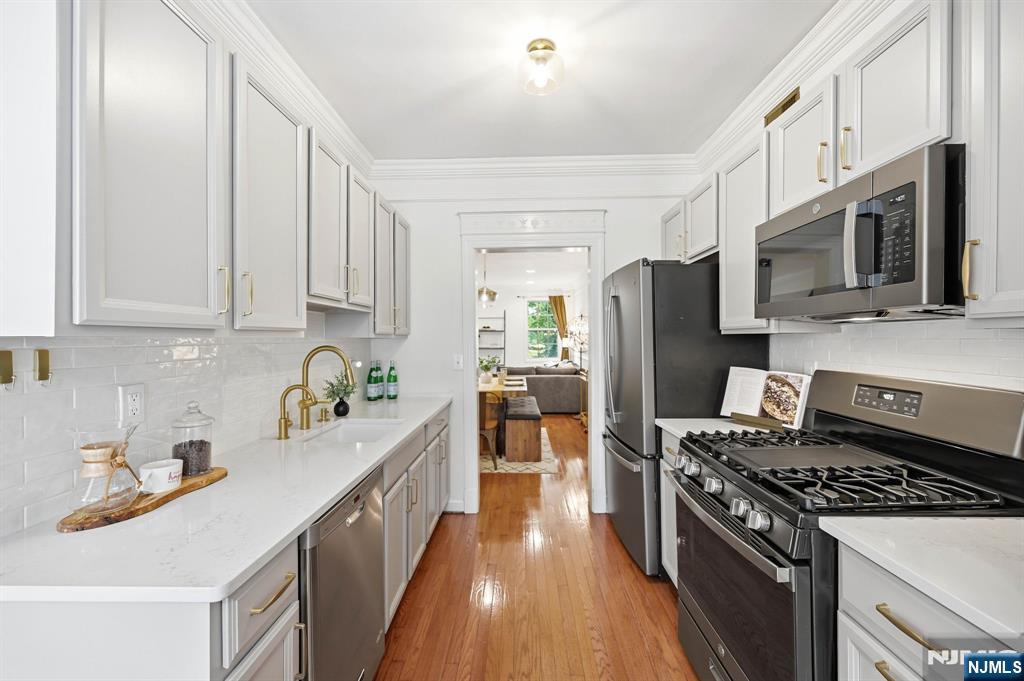 204 Swathmore Drive 2005
