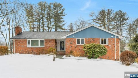 Photo of 299 Stonetown Road, Ringwood, NJ 07456 (MLS # 26006275)