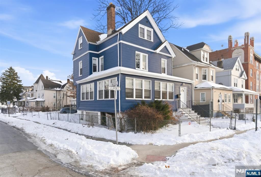 Photo of 158 S Clinton Street, East Orange, NJ 07018 (MLS # 26004614)