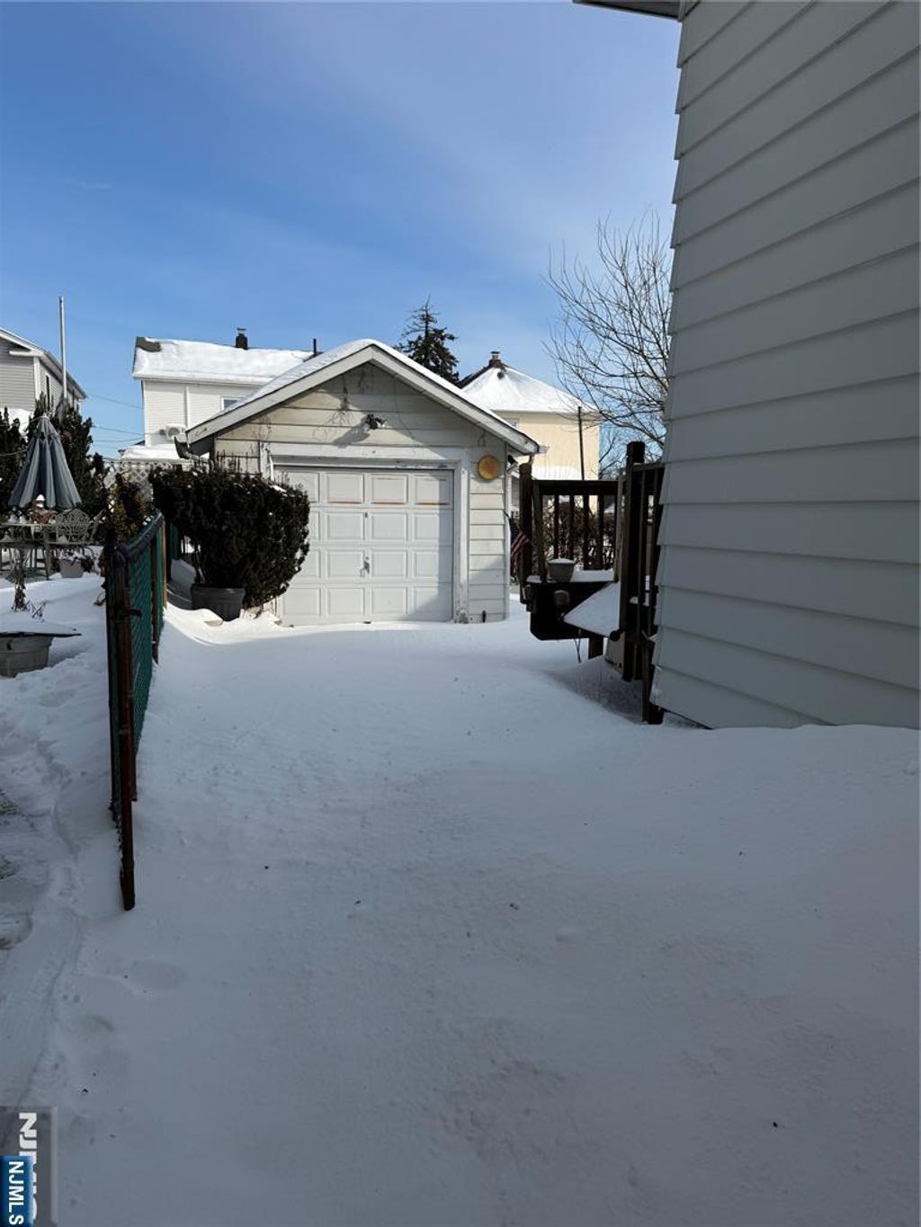 Photo of 479 Columbia Avenue, Ridgefield, NJ 07657 (MLS # 26003109)