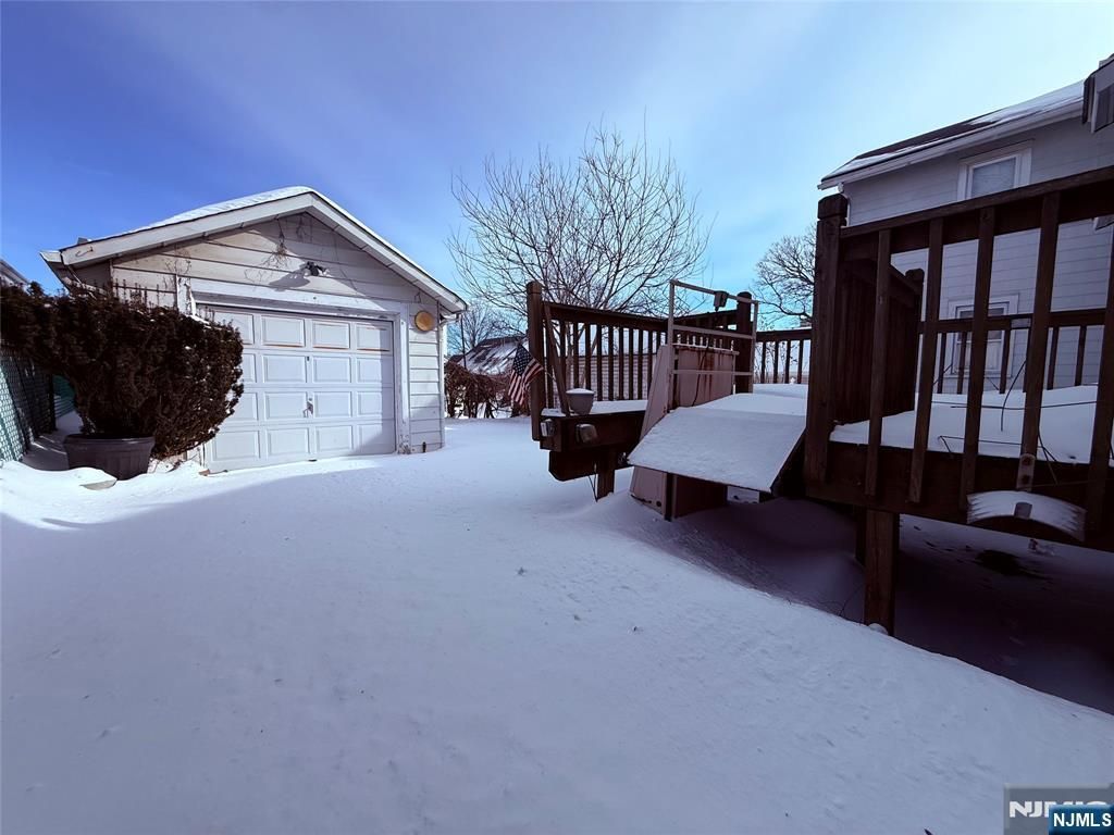 Photo of 479 Columbia Avenue, Ridgefield, NJ 07657 (MLS # 26003109)