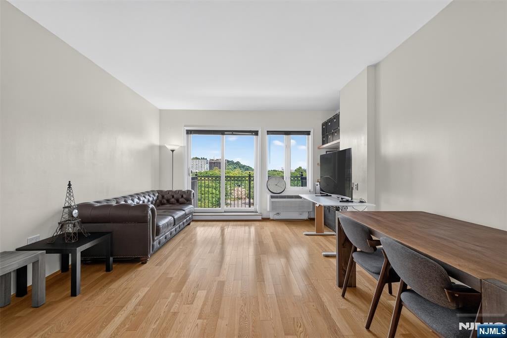 1212 City Place 1212