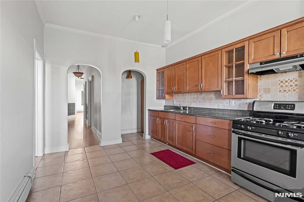 415 Gregory Avenue 2