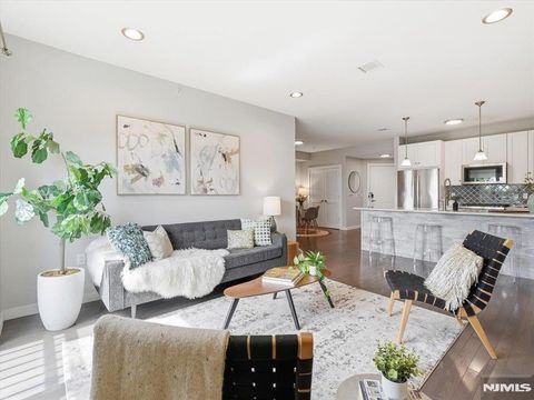 Photo of 302 Palisade Avenue #404, Jersey City, NJ 07307 (MLS # 26023449)