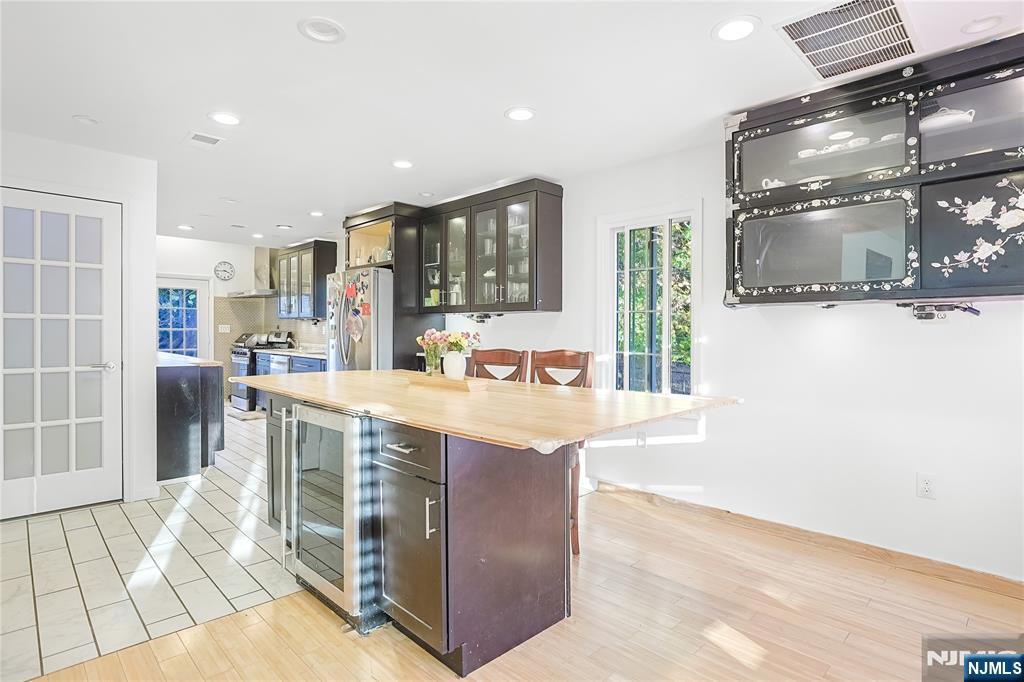 14 Valley View Avenue