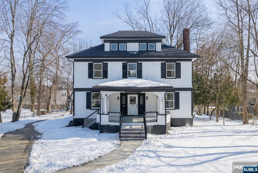 FULLY RENOVATED CENTER HALL COLONIAL IN THE PRESTIGIOUS MONTROSE NEIGHBORHOOD OF SOUTH ORANGE. 6 BEDROOMS AND 4.5 BATHROOMS INCLUDING AN EN-SUITE PRIMARY BEDROOM. 2 ZONE CENTRAL AIR AND CENTRAL REGISTER HEAT. STATE OF THE ART STAINLESS STEEL KITCHEN EQUIPMENT, ITALIAN TILES AND QUARTZ COUNTERTOP. 4 SEASON FLORIDA ROOM WITH AC AND HEAT. SELECT OAK FLOORS THROUGHOUT .FULLY FINISHED BASEMENT WITH FULL BATHROOM, LAUNDRY ROOM, FRENCH DRAIN AND SUMP PUMP. FOR YOUR CONVENIENCE THERE IS ANOTHER WASHER/DRYER ON THE SECOND FLOOR. DECK OVERLOOKS THE VERDANT AND X LARGE BACKYARD. A DETACHED 2 CAR GARAGE WITH A FULLY FINISHED LOFT WITH A SPLIT AC SYSTEM FOR HOT AND COLD AIR. 10-12 MINUTE WALK TO SETON HALL UNIVERSITY, A FIFTEEN MINUTE WALK TO THE SOUTH ORANGE MOUNTAIN TRAIN STATION AND A 15-20 MINUTES WALK TO THE TOWN'S SHOPS AND RESTAURANTS.THE CHIMNEY AND FIRE PLACE ARE BEING SOLD ON A STRICTLY AS IS BASIS. THE OWNER WILL NOT MAKE ANY REPAIRS.
