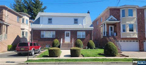 Photo of 317 E Harriet AVE #2nd fl, Palisades Park, NJ 07650 (MLS # 26023860)