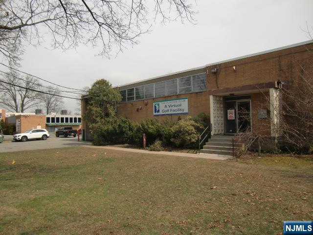 348 Evelyn Street Office #1