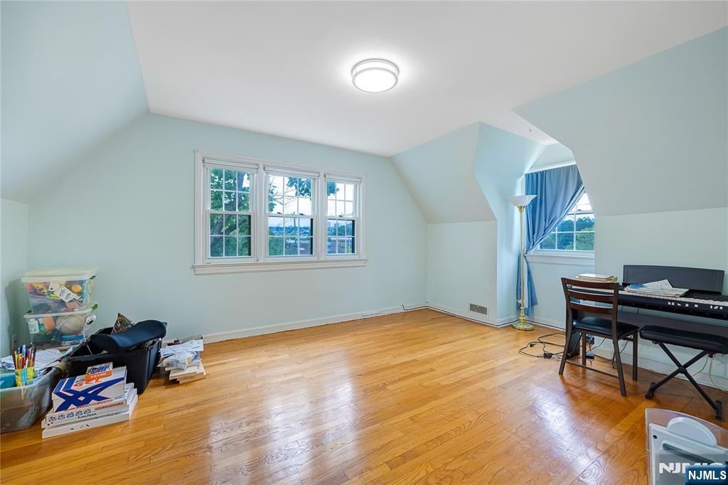 633 Prospect Avenue