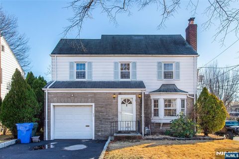 Photo of 93 Elycroft Pkwy, Rutherford, NJ 07070 (MLS # 26012411)