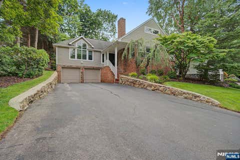 Photo of 43 Royden RD, Tenafly, NJ 07670 (MLS # 26031486)
