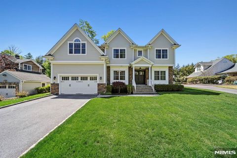 Photo of 191 Jefferson AVE, Tenafly, NJ 07670 (MLS # 26015639)