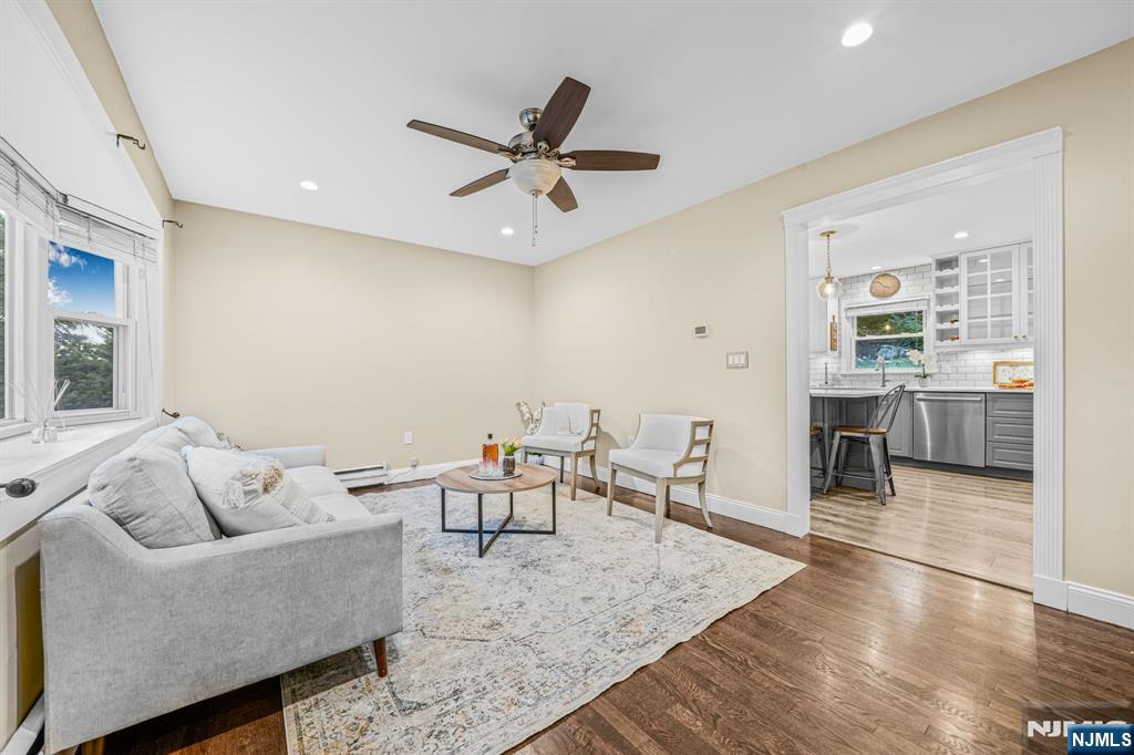 95 Knolls Road