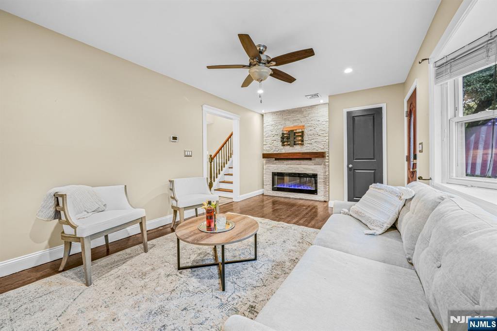 95 Knolls Road