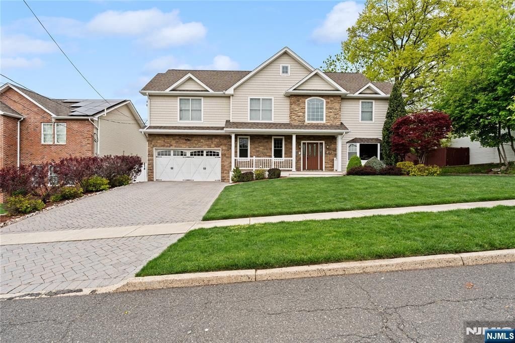 Photo of 160 Lozier Terrace, River Edge, NJ 07661 (MLS # 26013749)