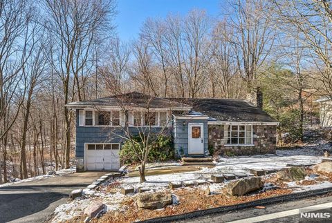 Photo of 91 Germantown Road, West Milford, NJ 07480 (MLS # 25042536)