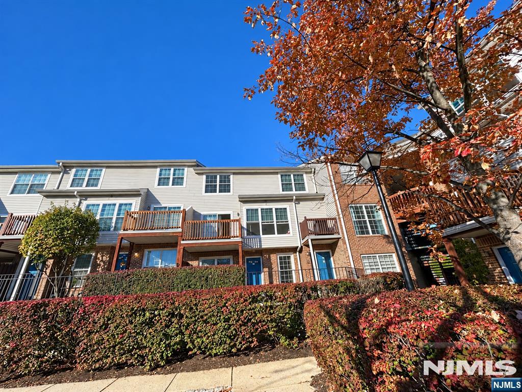 474 Lee Court 4107