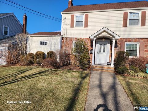 146 Manning Avenue River Edge NJ 07661