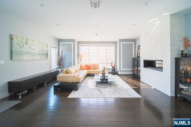 801A Edgewood Lane