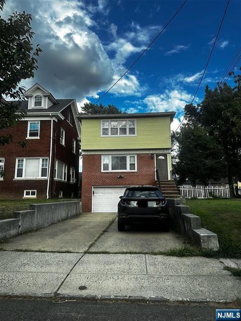 128 Floyd Street Belleville NJ 07109