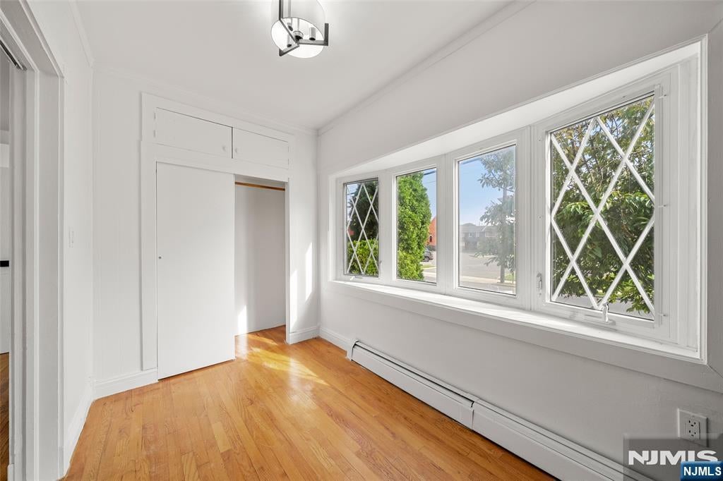 46 Chamberlain Avenue