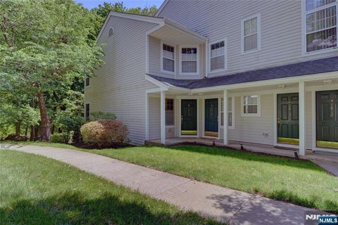 Photo of 1415 York Street #1415, Mahwah, NJ 07430 (MLS # 25035992)