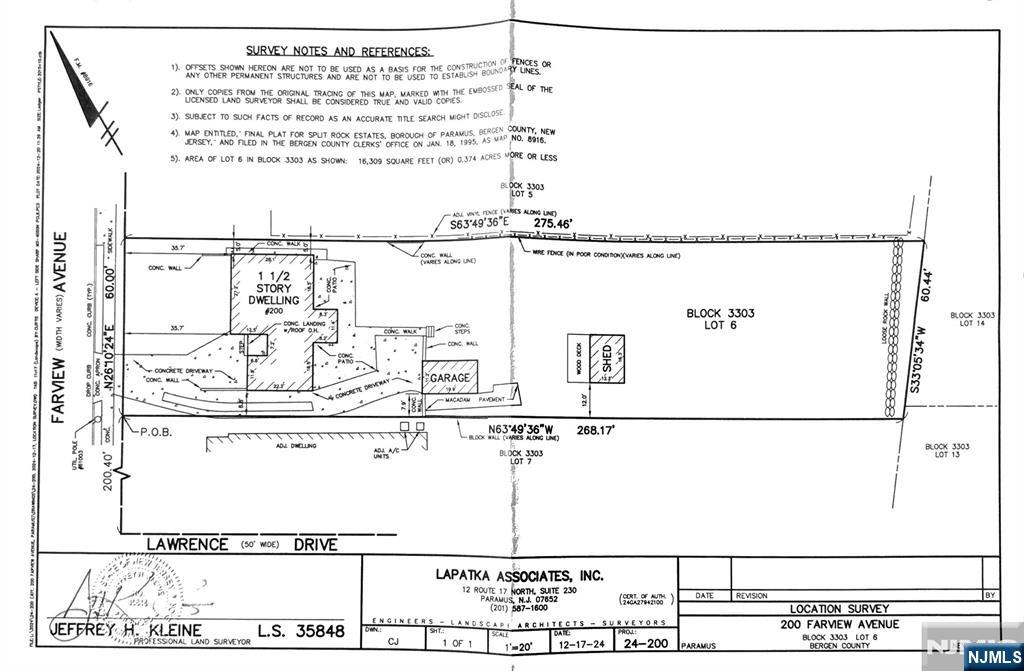 Main image without alt text