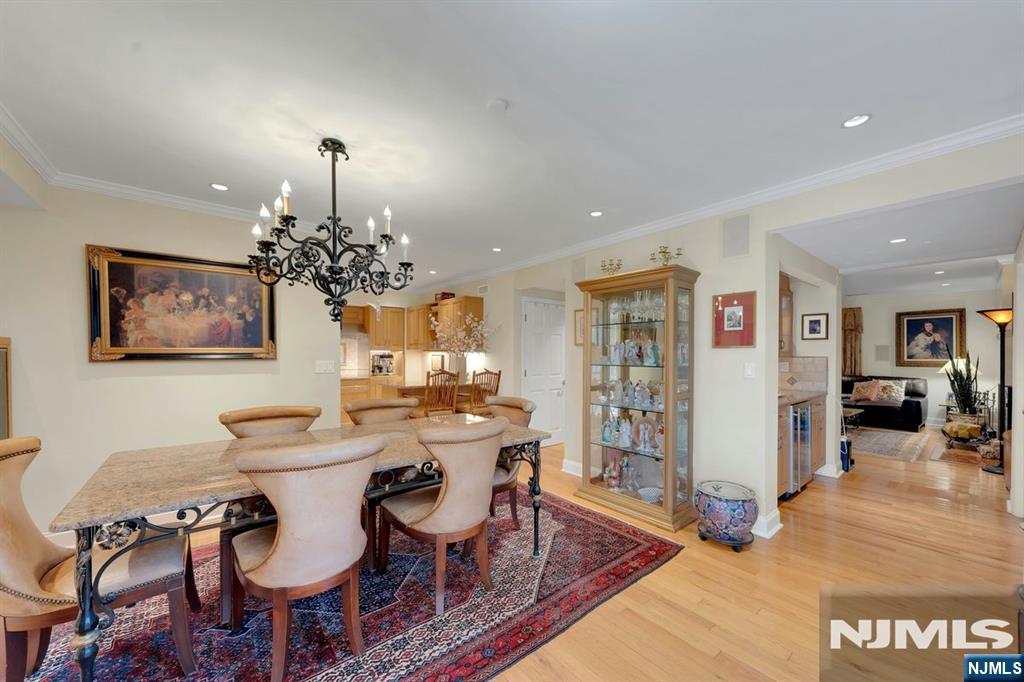 2 Eliot Court