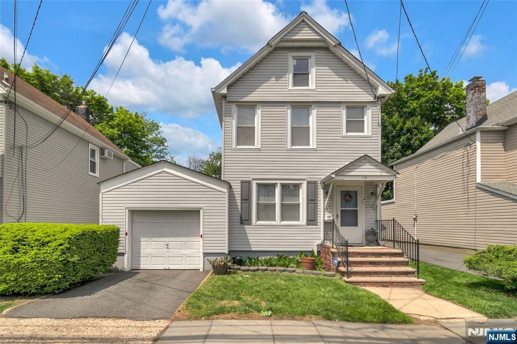 Photo of 115 Orange Avenue, Irvington, NJ 07111 (MLS # 26017682)