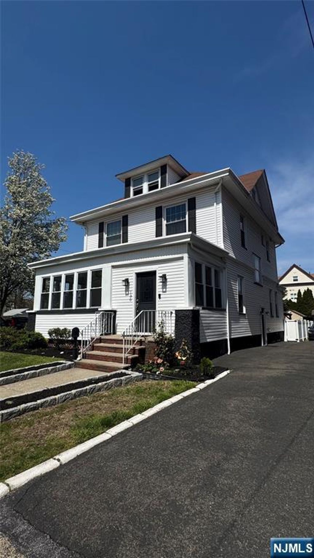 Photo of 130 Madison Avenue, Clifton, NJ 07011 (MLS # 26012886)