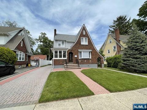 Photo of 257 Cherry Ln, Teaneck, NJ 07666 (MLS # 26024572)