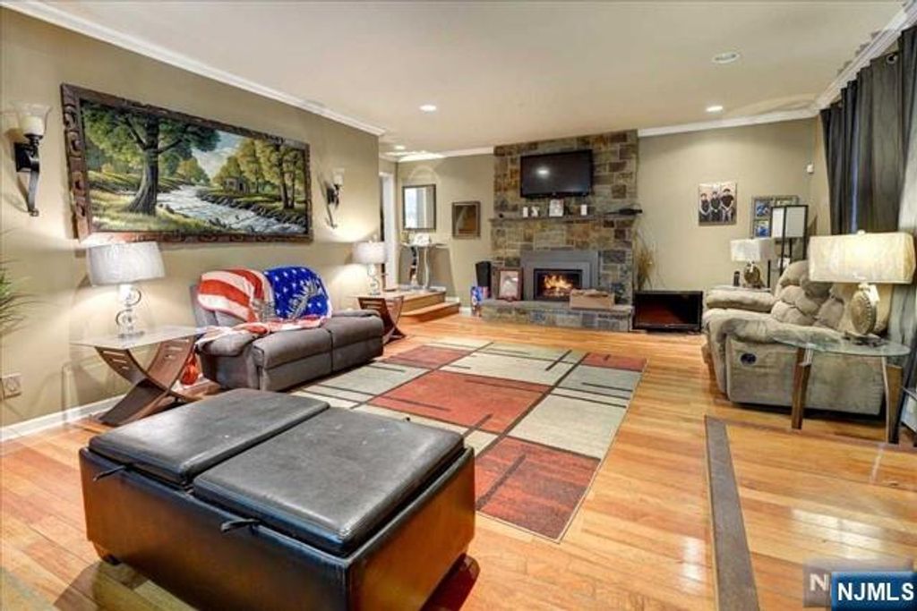 Photo of 21 Tice Place, Ringwood, NJ 07456 (MLS # 26003479)