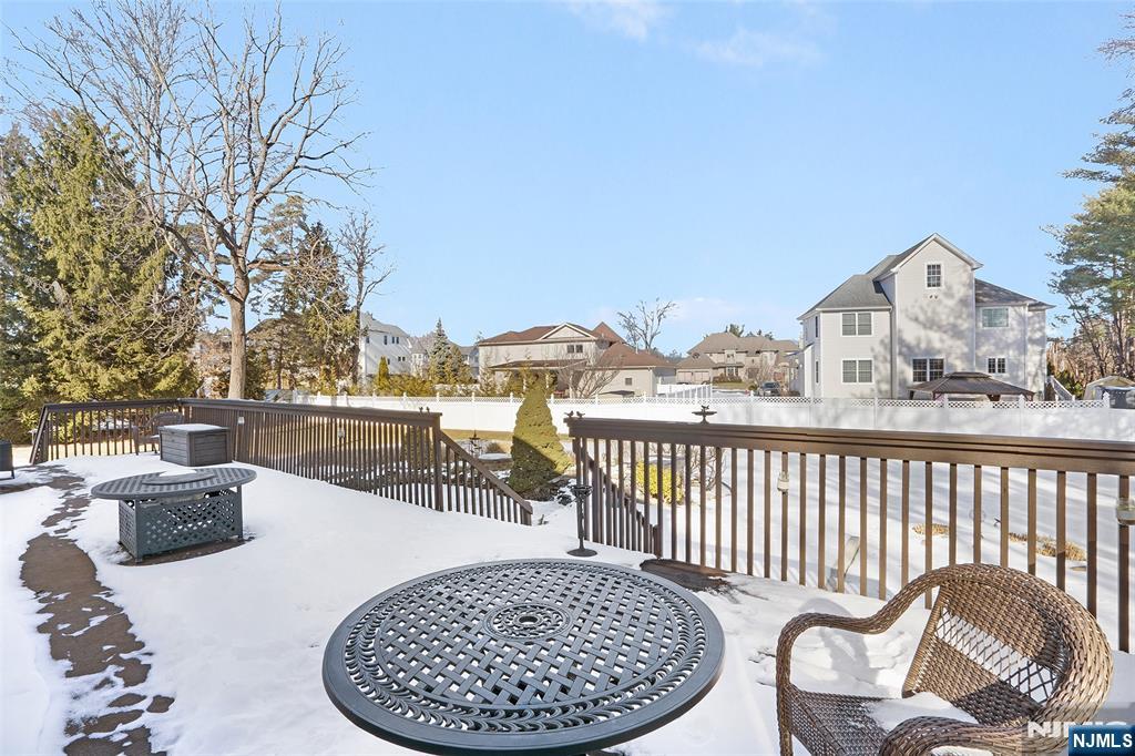 Fairfield, New Jersey 07004, United States, 4 Bedrooms Bedrooms, ,4 BathroomsBathrooms,Residential,Pending,12171