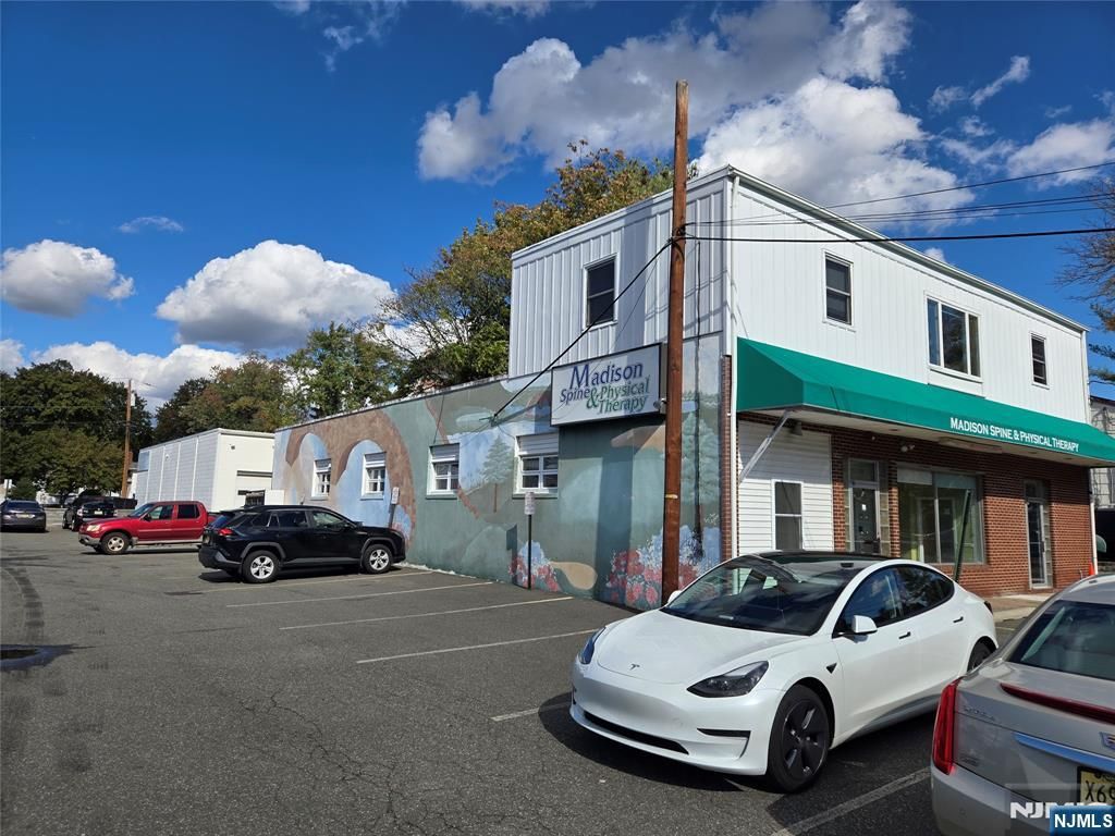 Photo of 219 Richmond Avenue, New Milford, NJ 07646 (MLS # 25037583)