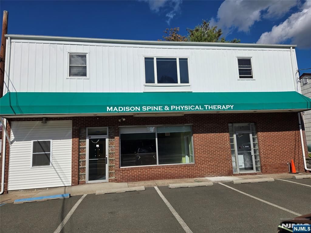 Photo of 219 Richmond Avenue, New Milford, NJ 07646 (MLS # 25037583)