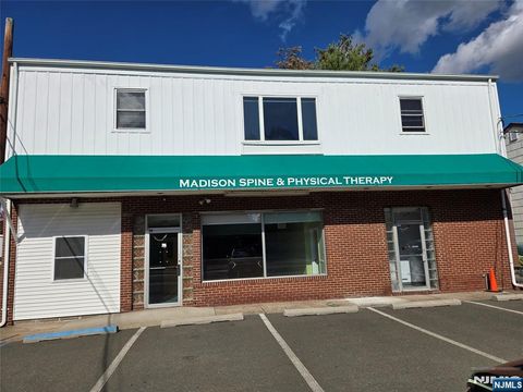 219 Richmond Avenue New Milford NJ 07646