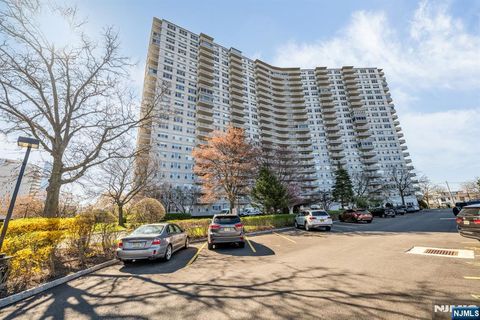 2000 Linwood Avenue 5B Fort Lee NJ 07024