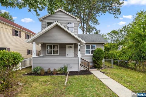 250 Woodcliff Avenue Little Falls NJ 07424