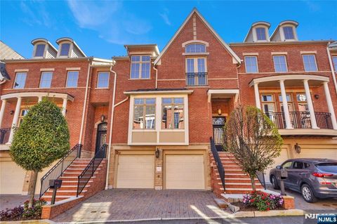 Photo of 17 Moorings, Edgewater, NJ 07020 (MLS # 25037401)